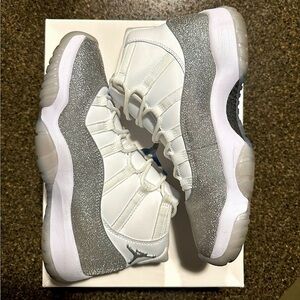 Women’s Jordan 11 Retro White Metallic Silver